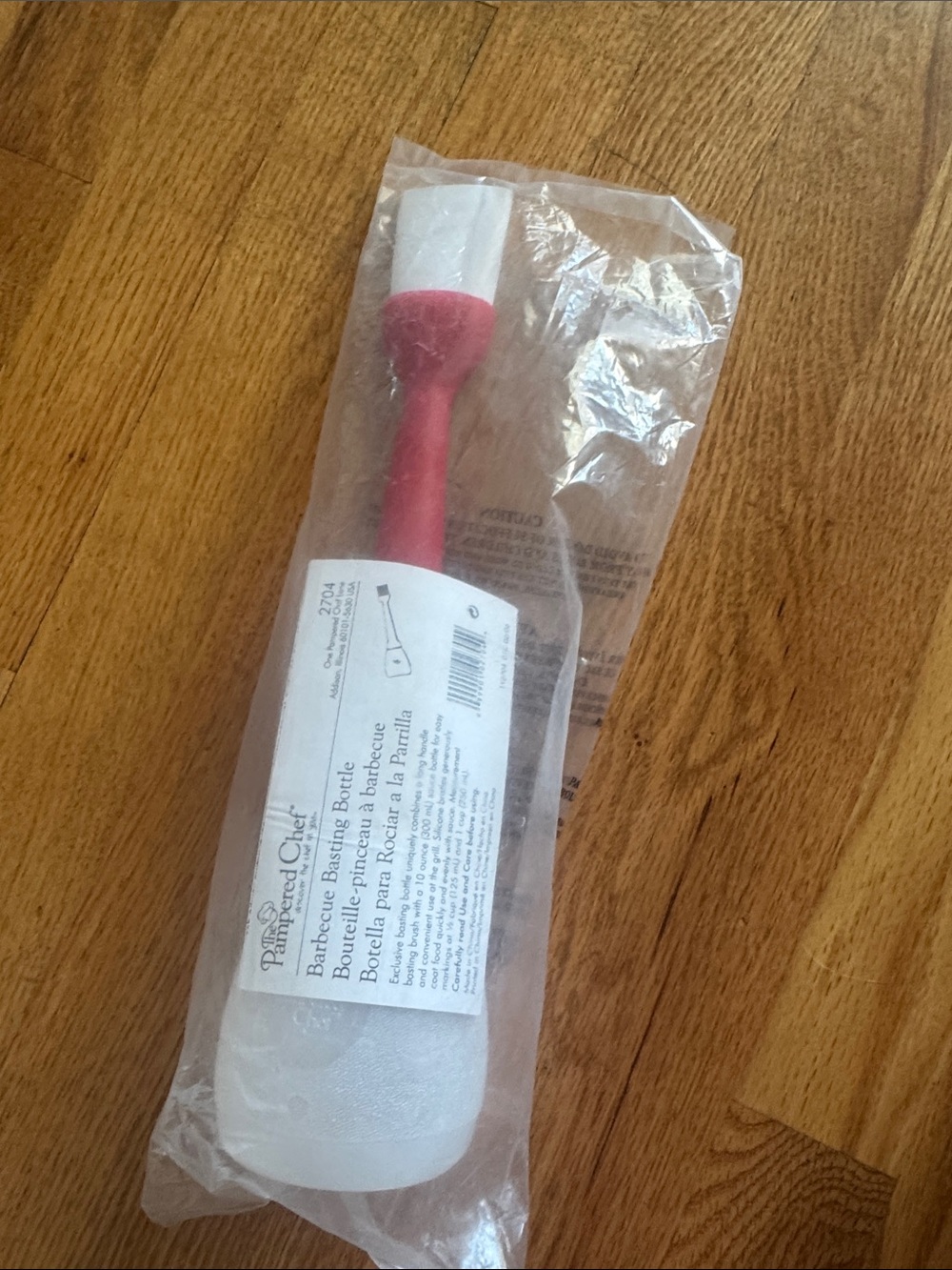 Pampered Chef Red and White Silicone Basting Bottle Barbecue